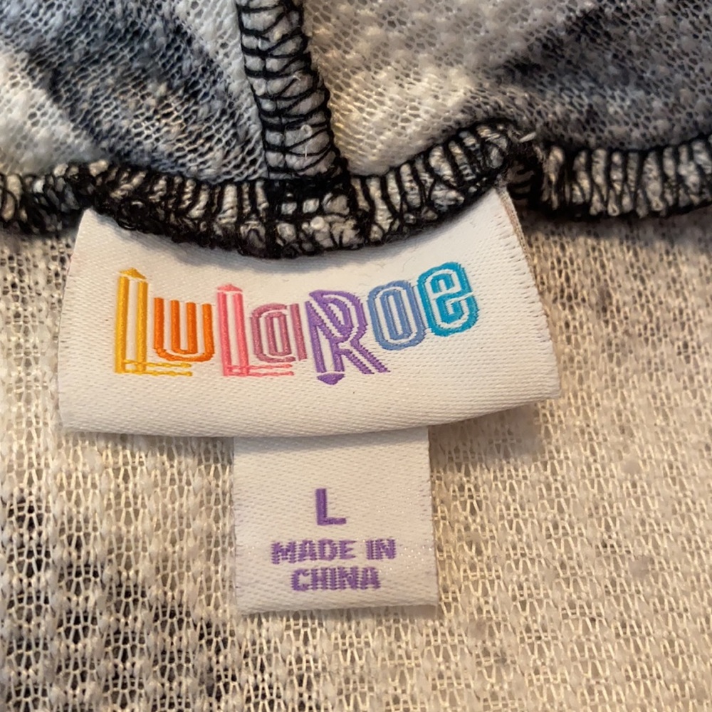 Lularoe Open Front Super Soft, Comfy & Warm Size L - image 6